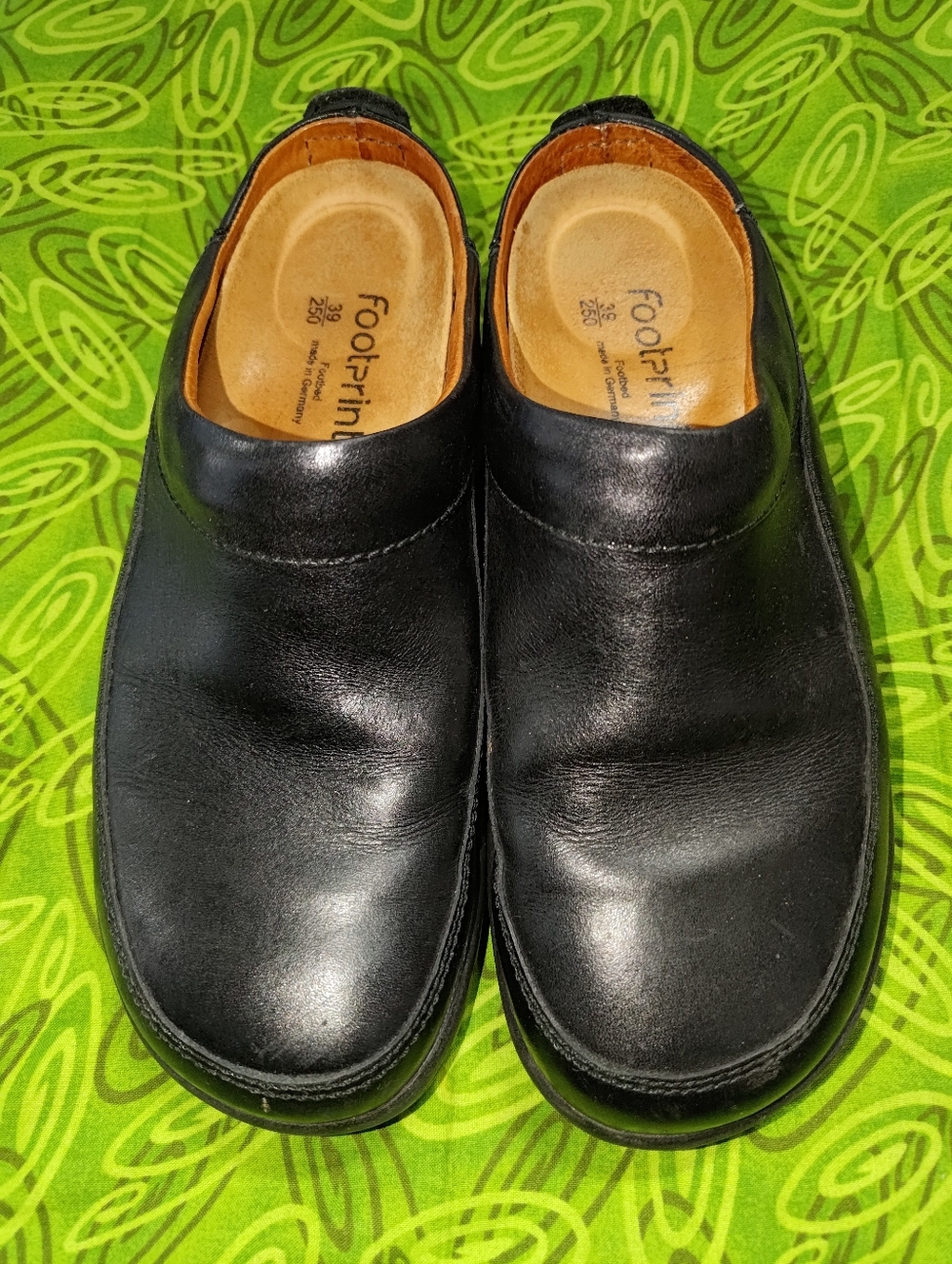Footprints by Birkenstock Shoes Women's EU 39 Ashby Mule Clogs Black